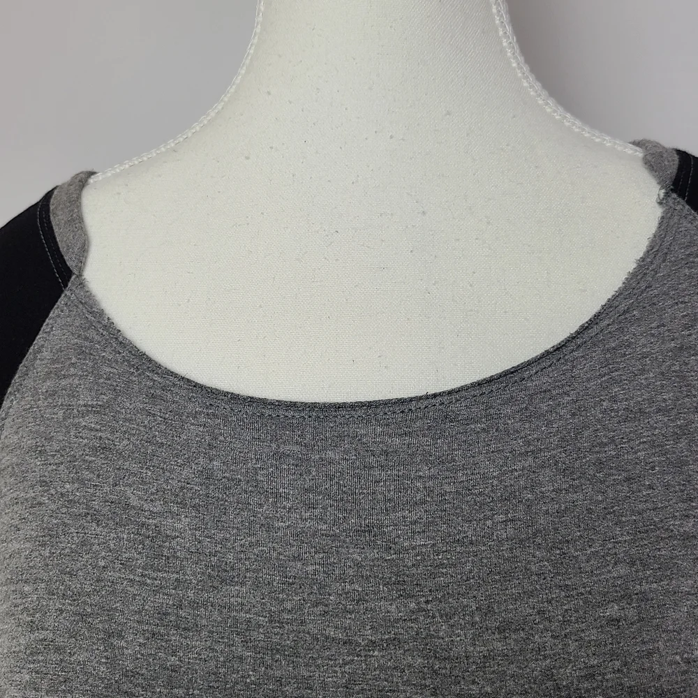Kit and Ace Black Gray Colorblock Raglan 3/4 Sleeve Shirt Oversized Fit - Picture 3 of 4